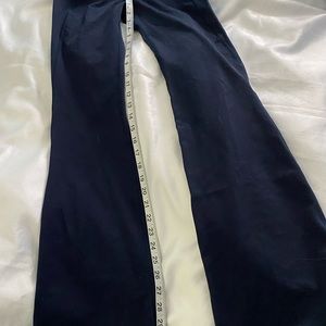 Lululemon Groove Flair.  Worn once too short for my legs. 32” inseam.